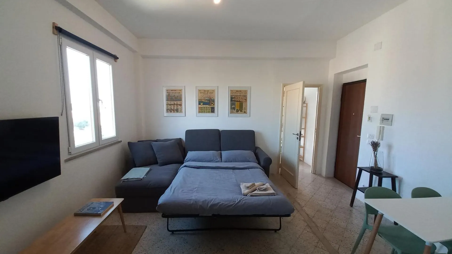 Apartment With Mountain View Palermo Italy