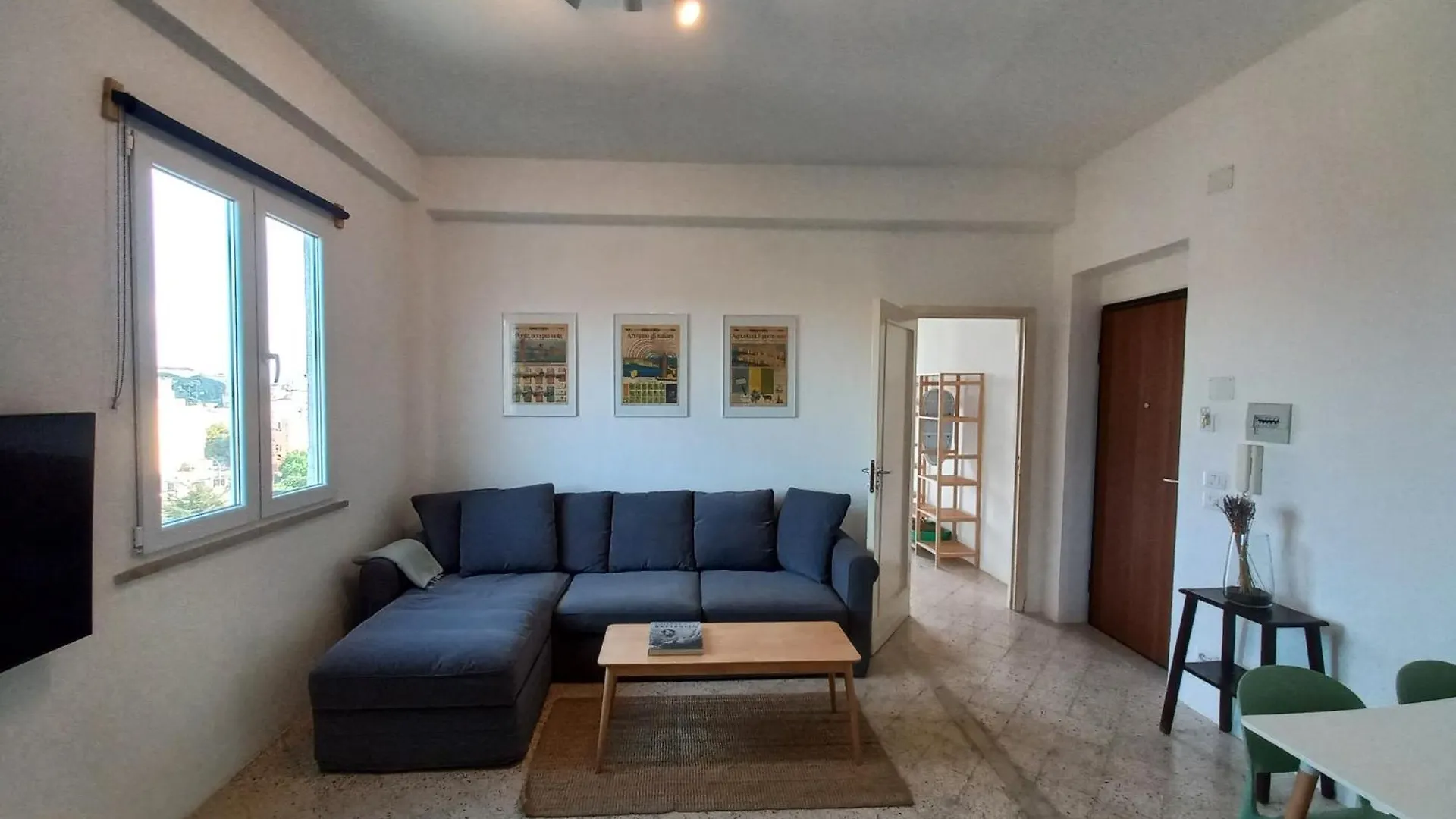 Apartment With Mountain View Palermo Italy